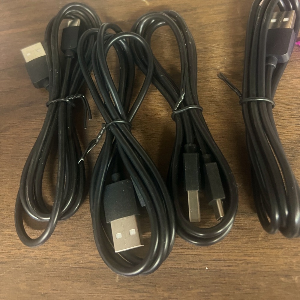 Type C chargers (10) 3ft